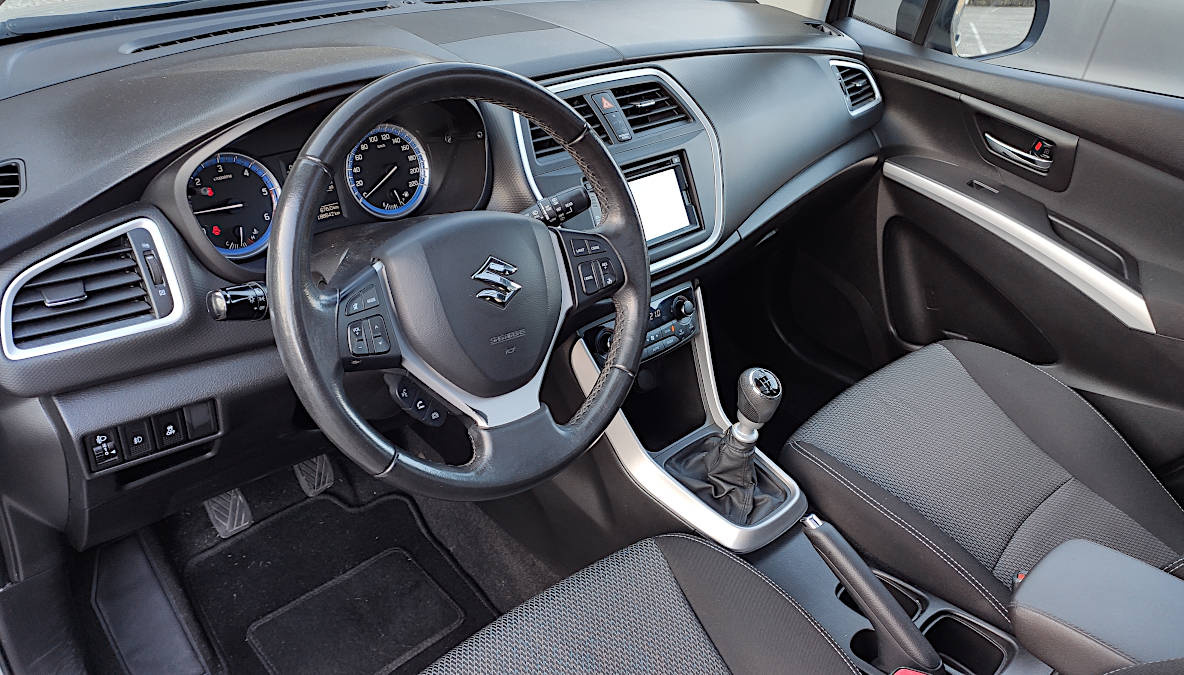 Suzuki SX4 S-Cross 1.6 DDiS - 14