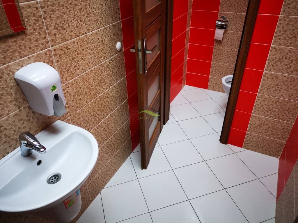 Polyfunkčný objekt - Zdravotnícke centrum - 14