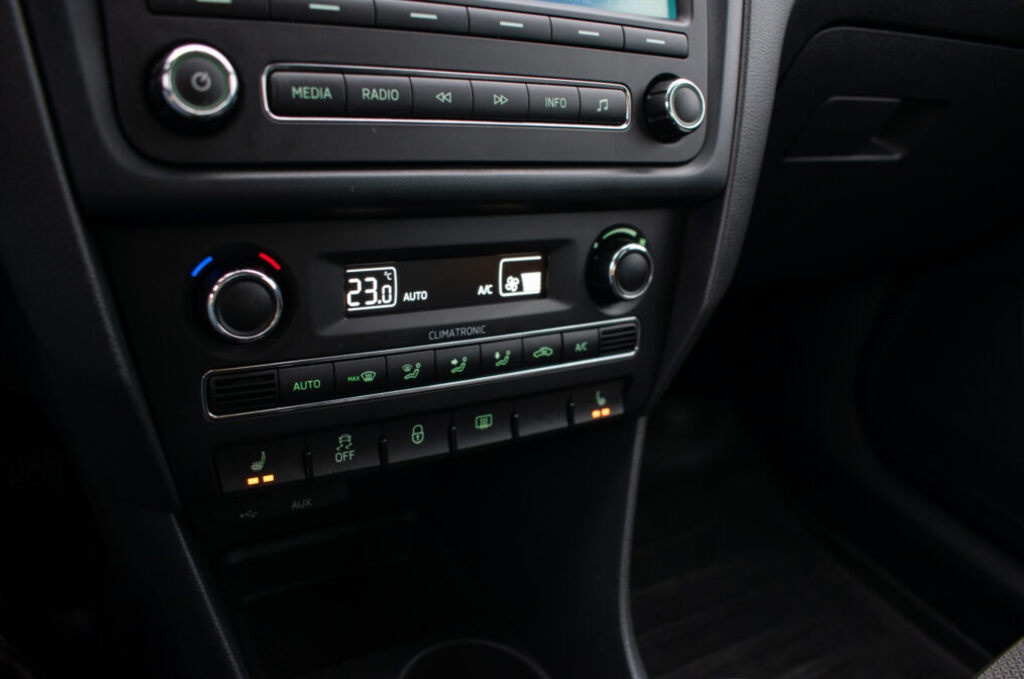 Škoda Rapid 1.2 TSI 77kw M6 - 14