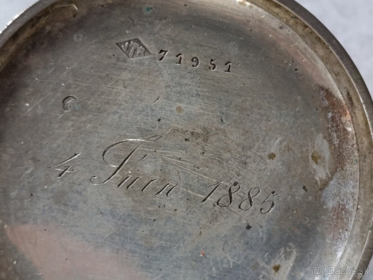 Stříbrné kapesní hodinky - kličovky, gravírované, rok 1885 - 14