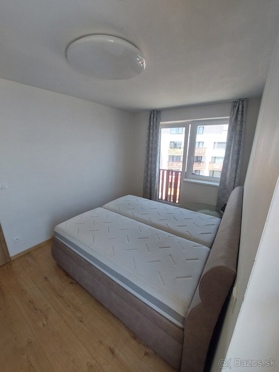 Na predaj priestranný 3-izbový byt s veľkou terasou MIKO - 14
