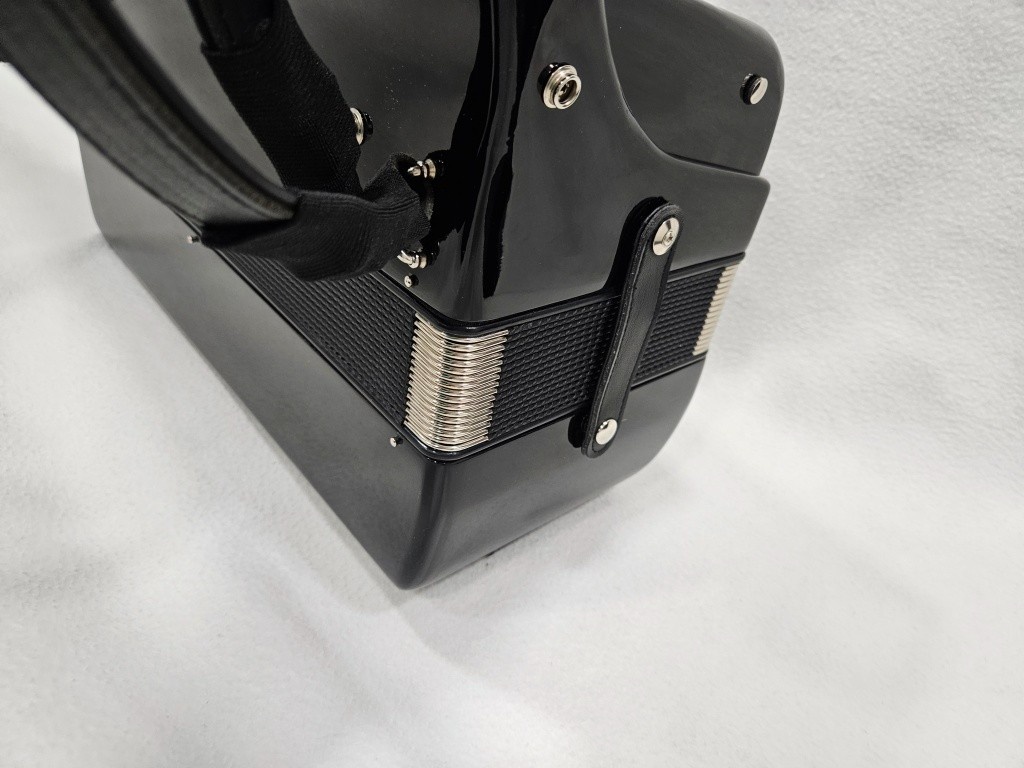 akordeon Weltmeister Saphir 120 basovy - 14