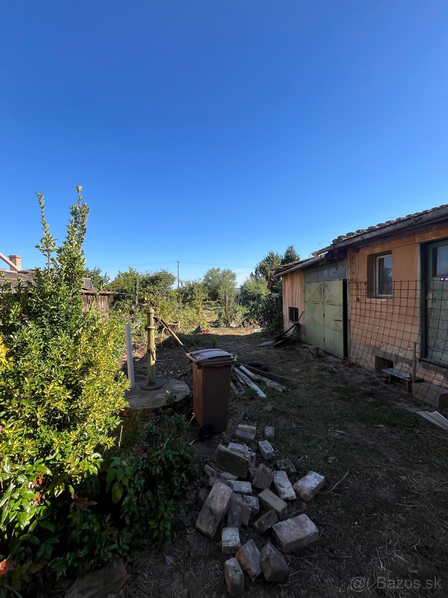 V Štúrove na predaj rozostavaný RD - 14