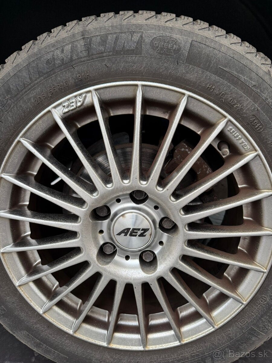 Renault Mégane 1.2 TCe – 55 tis. km | NOVÁ STK | veľký servi - 14