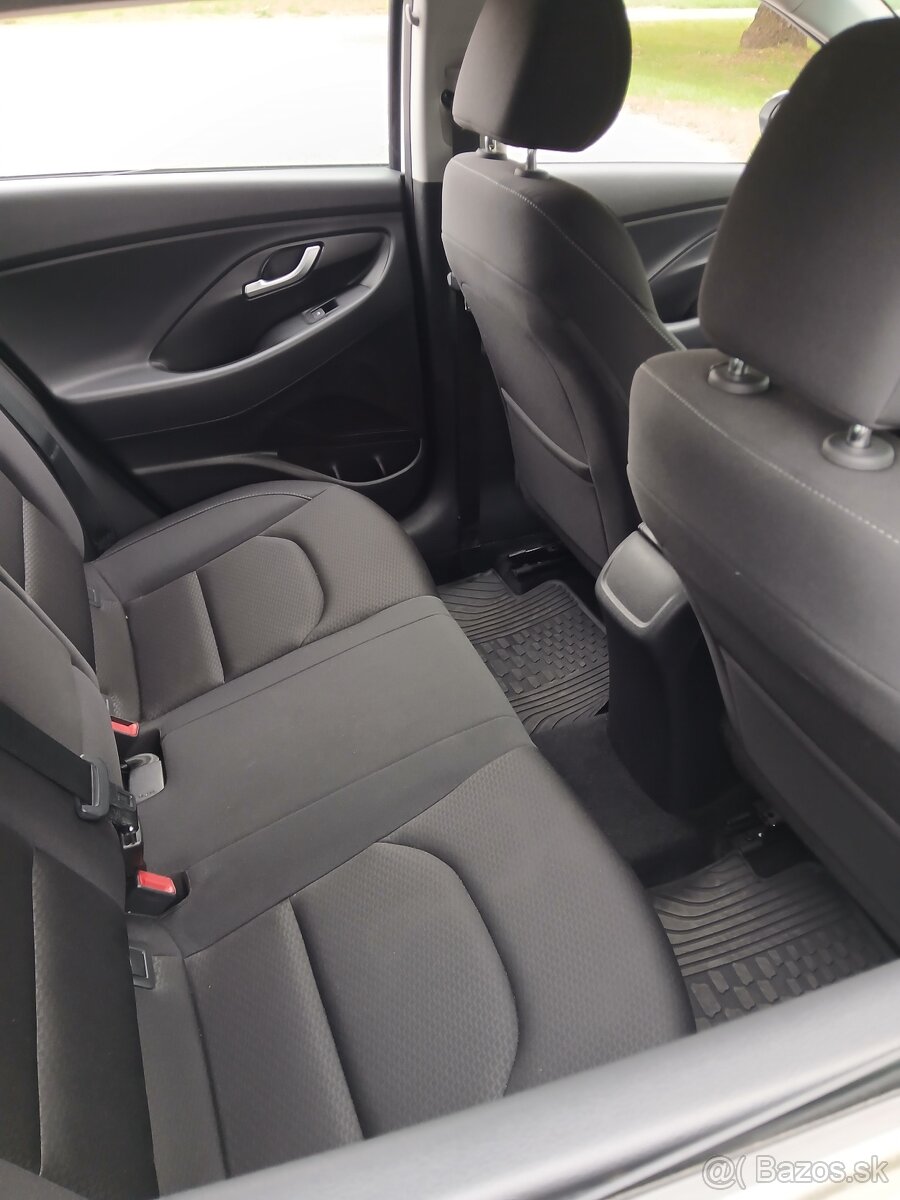 Hyundai i30 1.4 T-gdi - 14