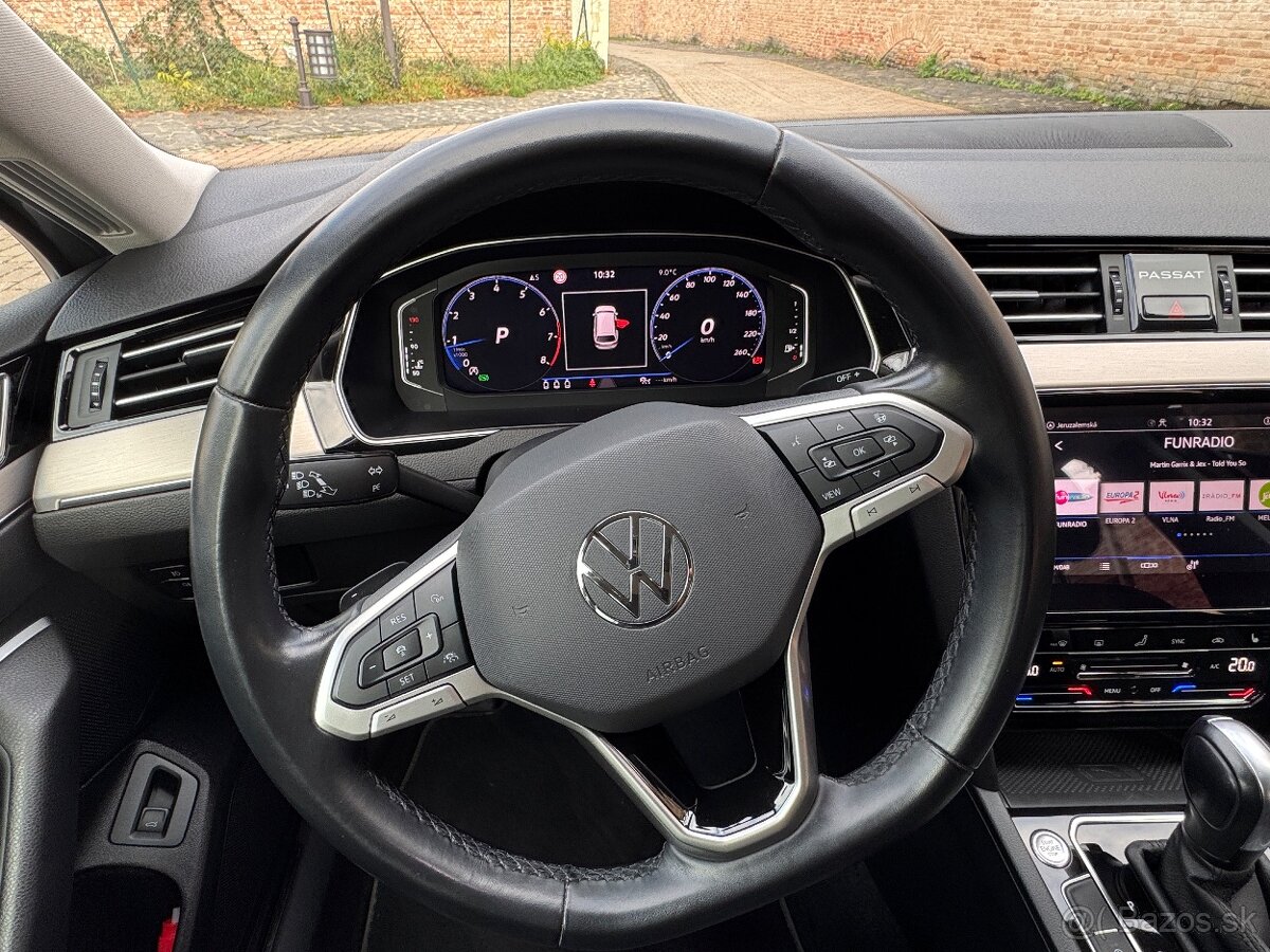 Volkswagen Passat Variant model 2021 - 14