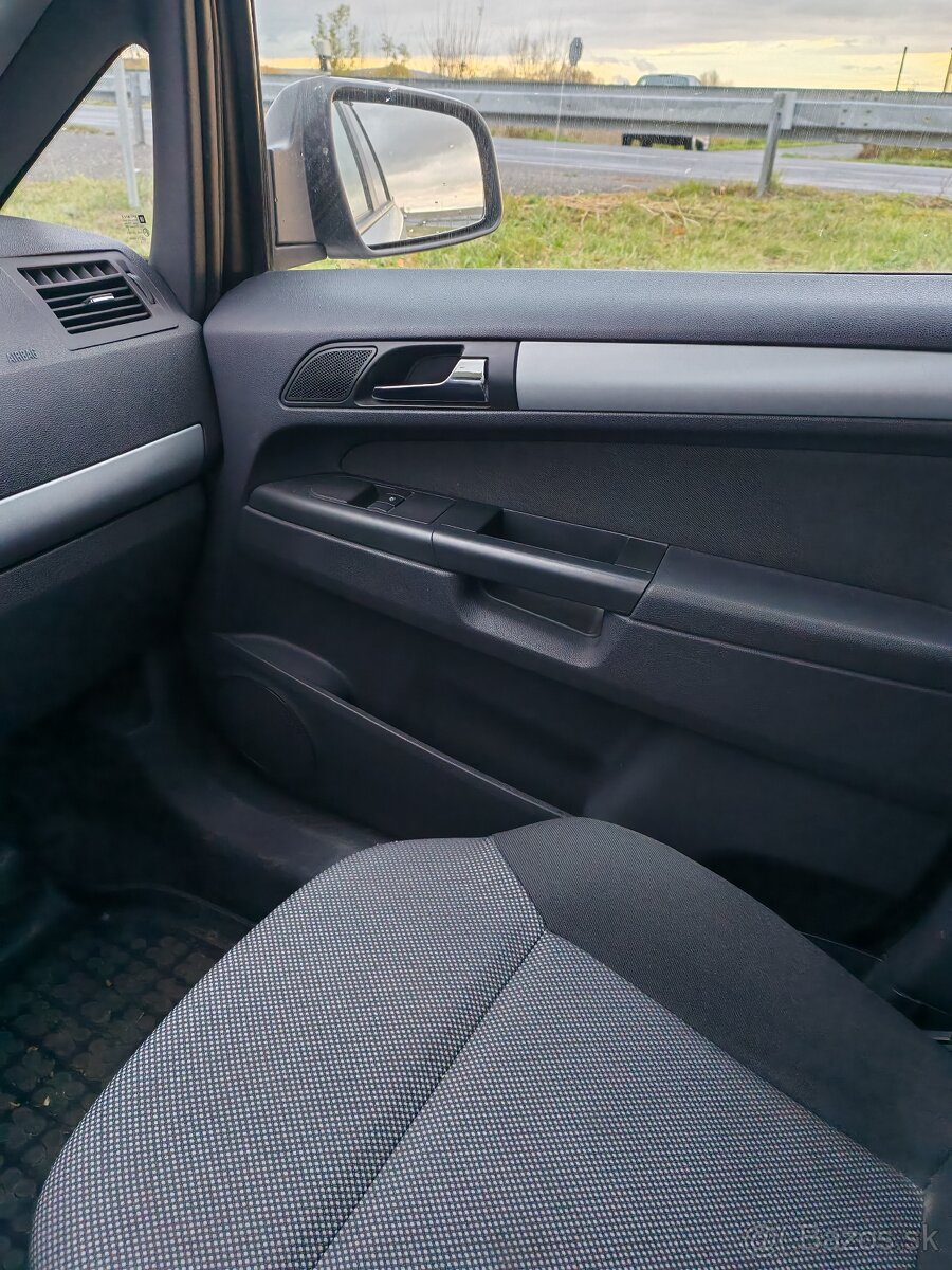 Predám Opel Zafira B - 14