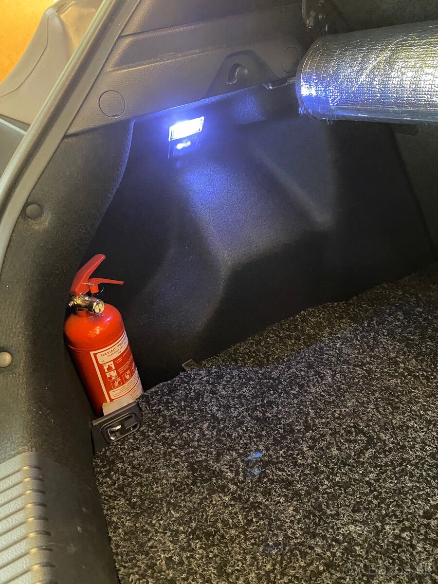 Hyundai i30 GDH 1.4 / 100k /73.60 kw // 44.XXXkm// - 14