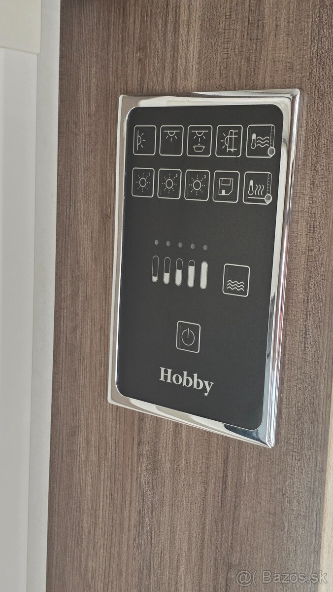 Obytny prives Hobby 440 SF - De luxe - 2017, predstan - 14