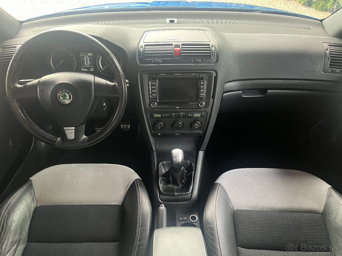 Škoda Octavia 2.0 TFSI RS - 14