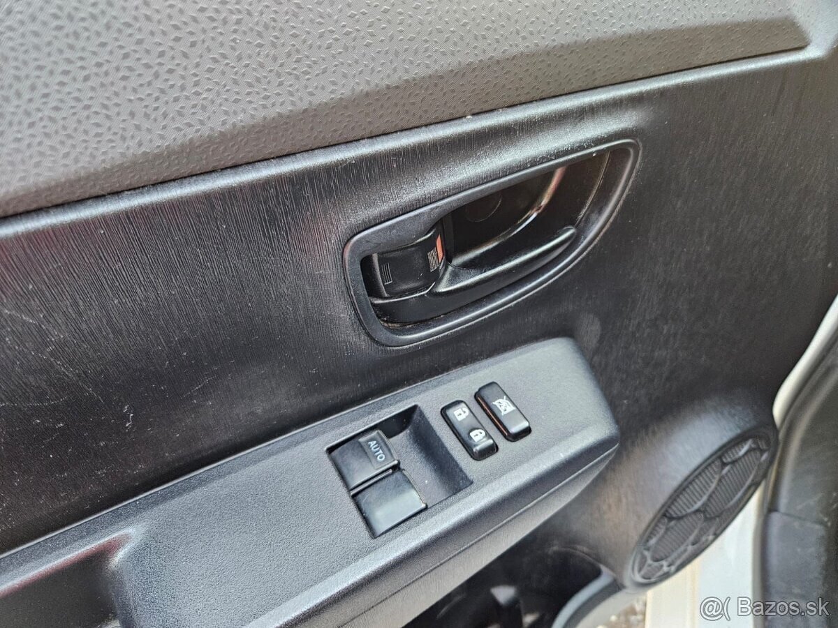 Toyota Urban Cruiser 1.4 I D-4D AWD Sol. - 14