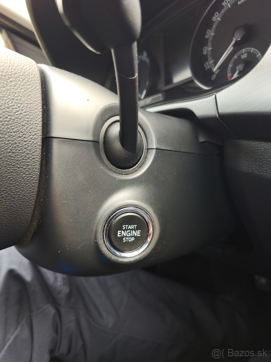 Škoda Fabia 1.0 TSI 2020 Navigace/senzory/servis - 14