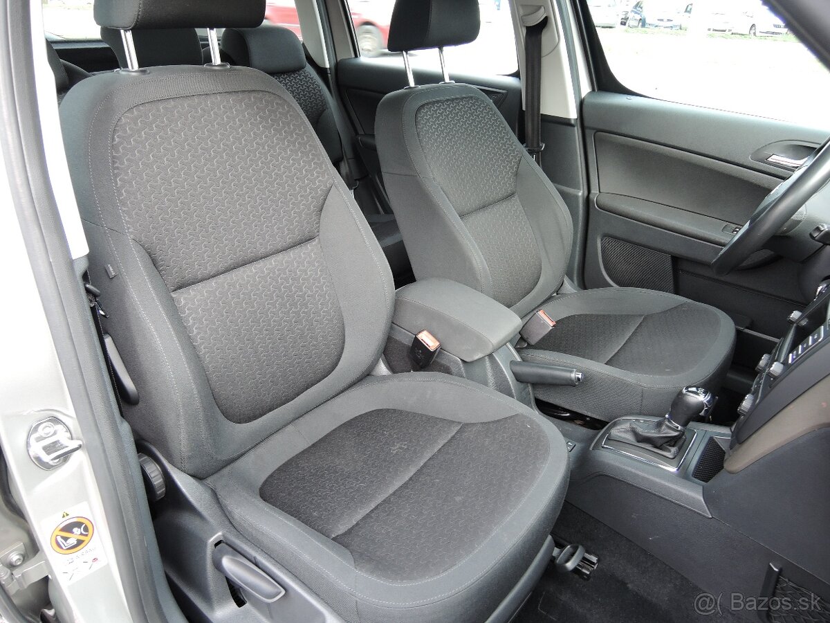 Škoda Yeti 1,2 TSi DSG Tažné 2014 - 14