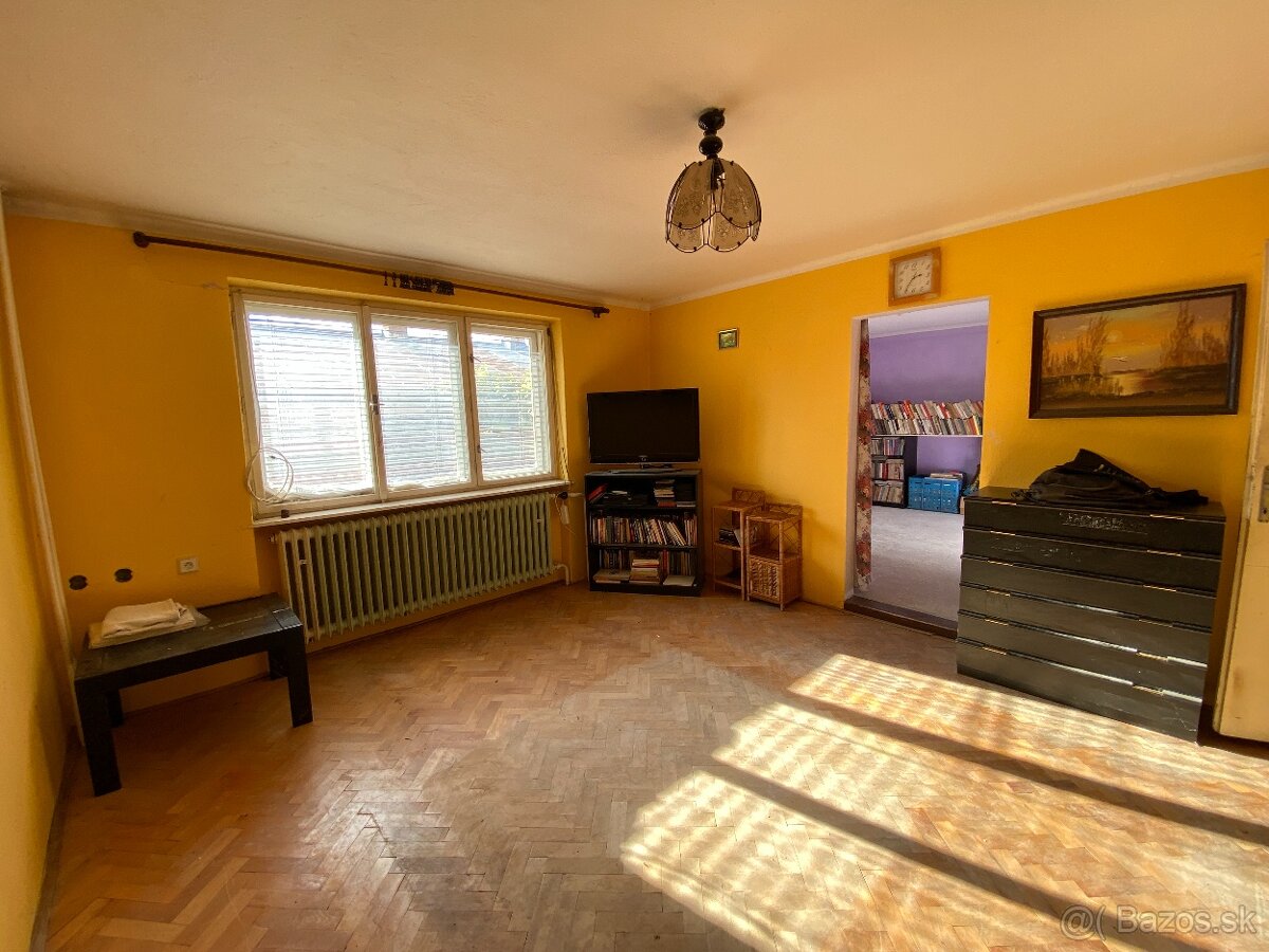 Päťizbový rodinný dom v meste Lučenec časť Ľ. Podjavorinskej - 14