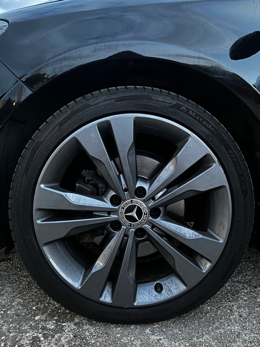 Mercedes Benz CLA - 14