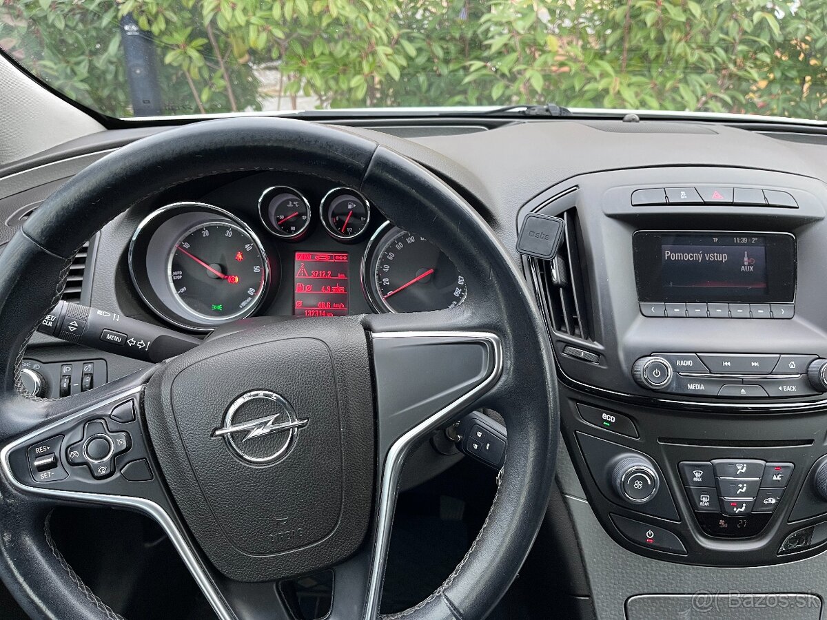 Predám Opel Insignia 1.6, nafta - 14