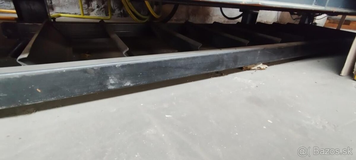 Vyfukovací stroj TONVA TVA-30L (6499) - 14