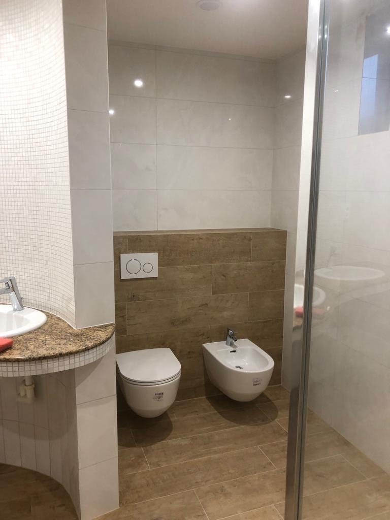 Rekonštrukcie bytových jadier a rodinných domov,kupelne - 14