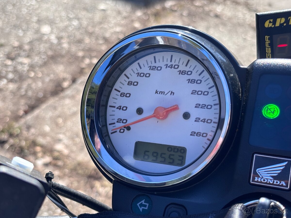 Honda Hornet 600 - 14