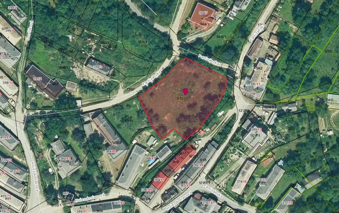 Gemerská Poloma - 1.701 m2 POZEMOK NA RD - 10 minút od RV - 14