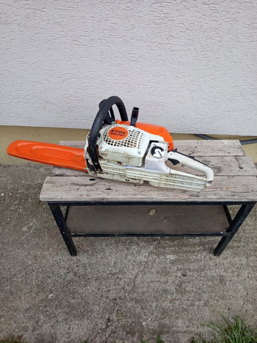 Motorová Píla Stihl ms 251/c - 14
