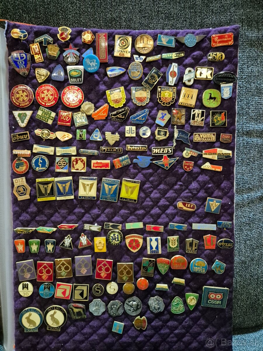 Sbierka odznakú a vyznamenání cca 2100ks - 14