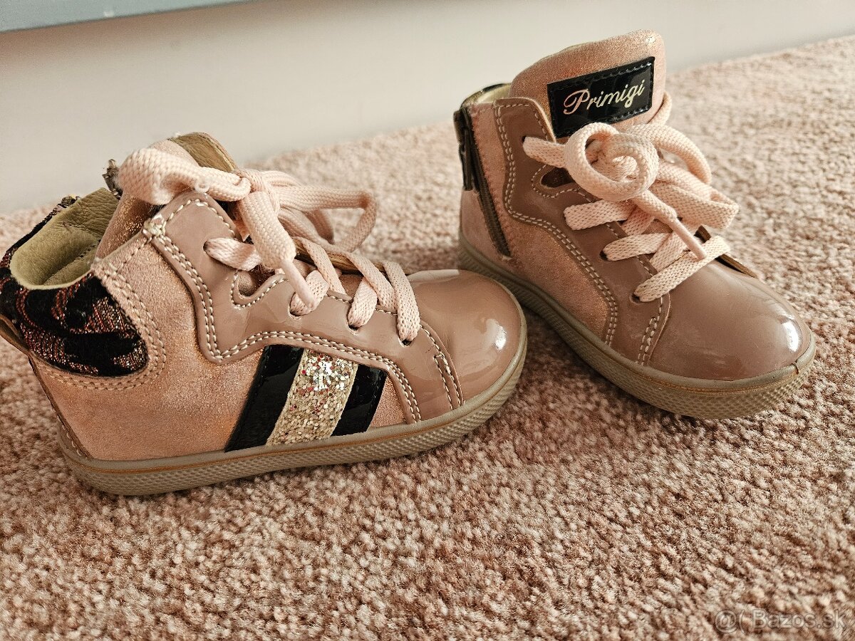 Detské bundy a overaly - 14