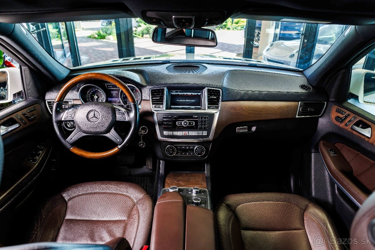 Mercedes-Benz GL 500 4MATIC - 14