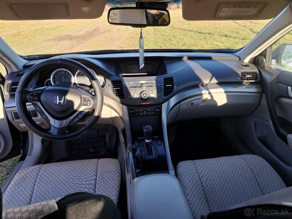 Honda Accord VIII 2.2 i-dtec 110kw Automat - 14