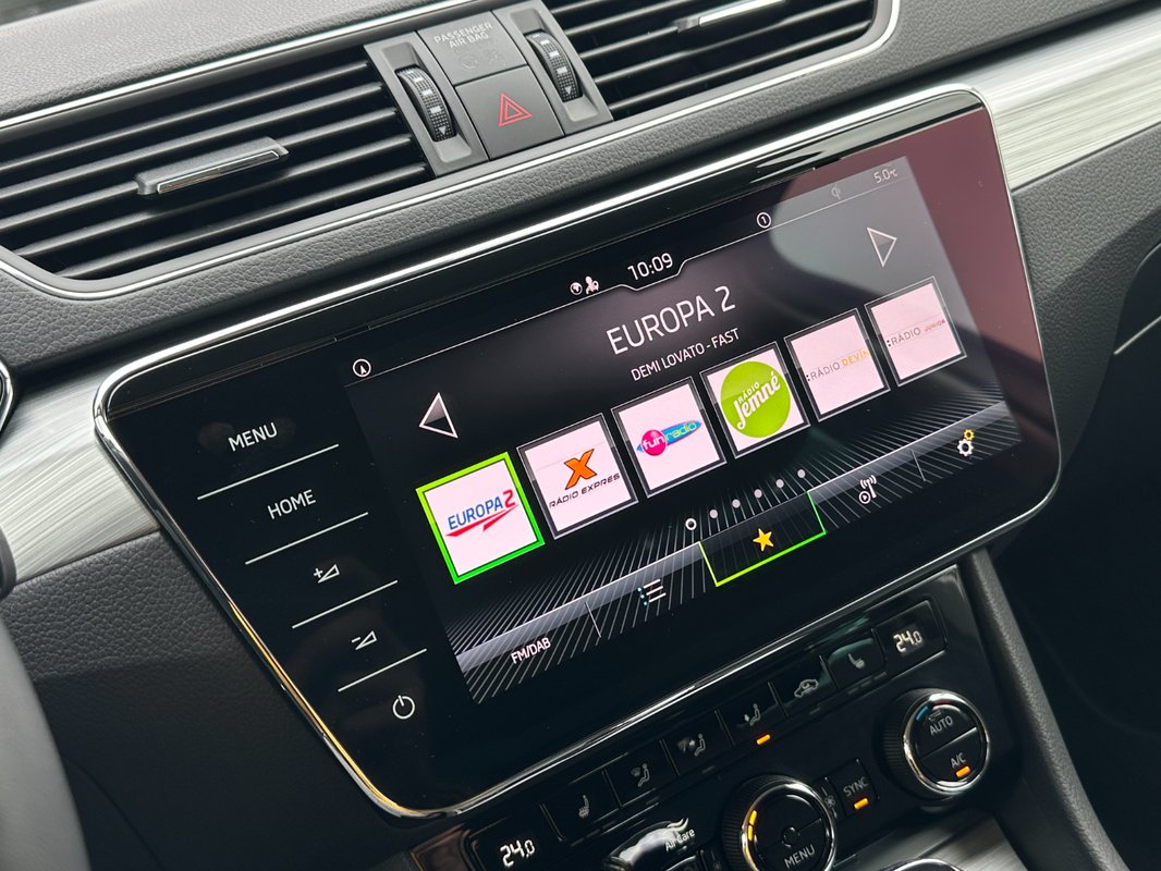 Škoda Superb Combi Ambition 2.0 TDi DSG . WEBASTO - 14