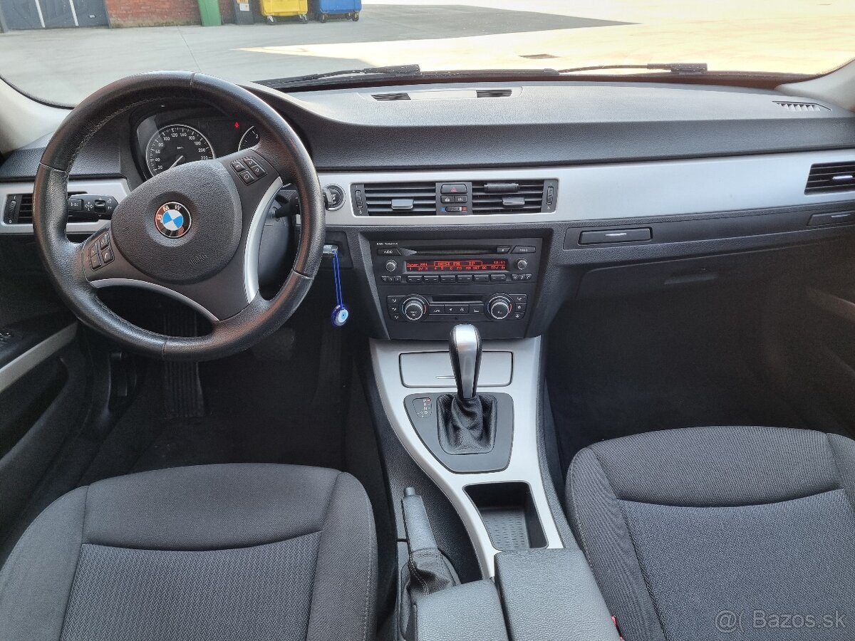 BMW e90 2.0d automat, xenon, šíber... - 14