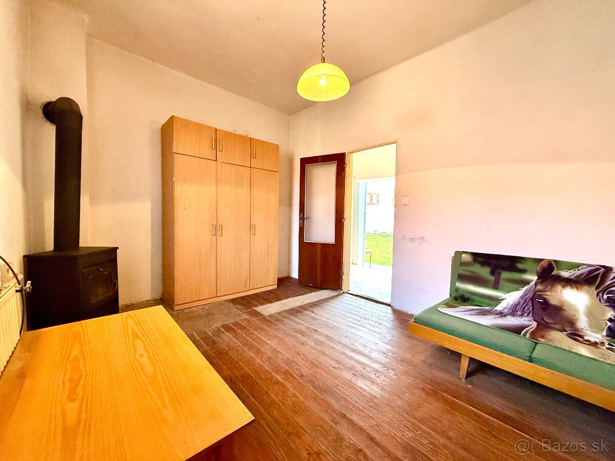 REZERVOVANÉ. Dva rodinné domy s pozemkom Dobrá Niva - 14