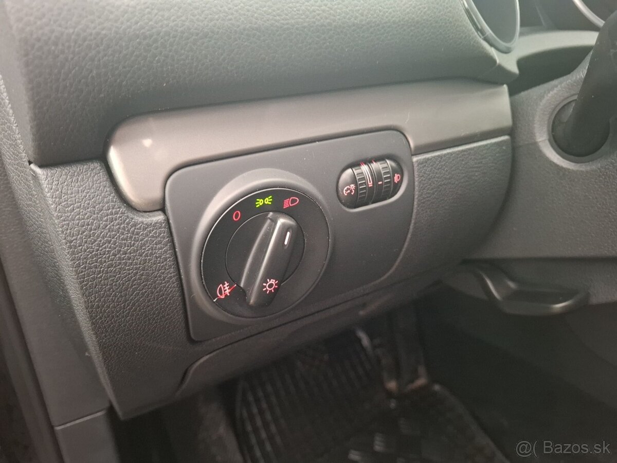 Volkswagen Golf 1.4 Comfortline - 14