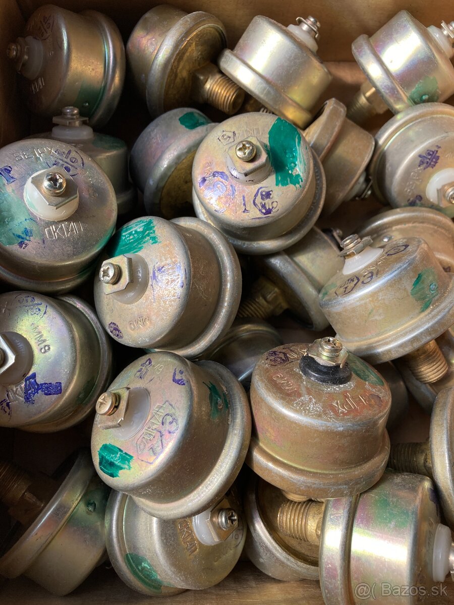 Pneu 6,50/16 Gaz 69, Aro 461 predám - 14