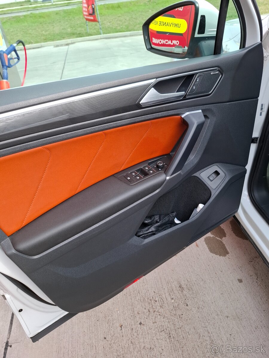 Volkswagen Tiguan 2.0 TSI - 14