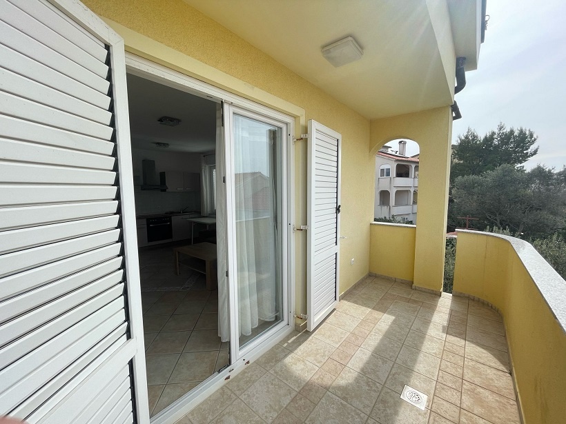 Trojizbový zariadený apartmán s terasou, Novalja, Chorvátsko - 14