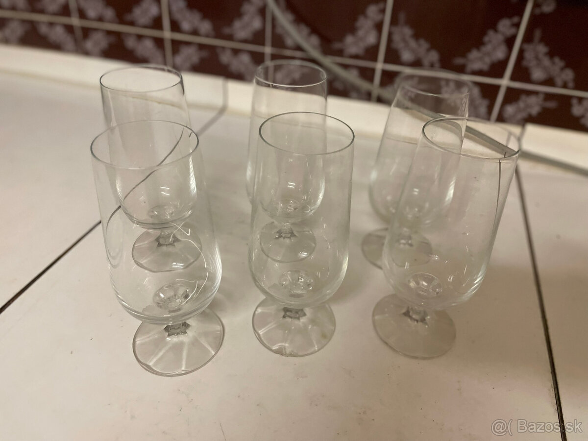 Darujem poháre - 14