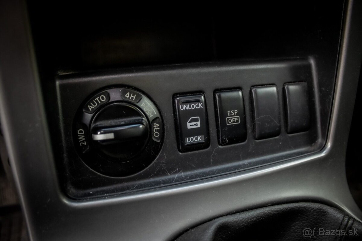 Nissan Pathfinder 2.5 dCi – 128 kW - 14