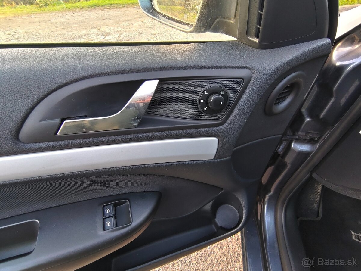 Škoda Octavia II 1.6 Tdi • 2010 • 251tis km • Klima Navi - 14