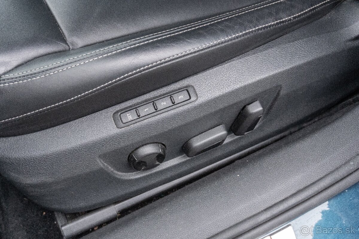 Škoda Superb Combi 2.0 TDI 140 kW - 14