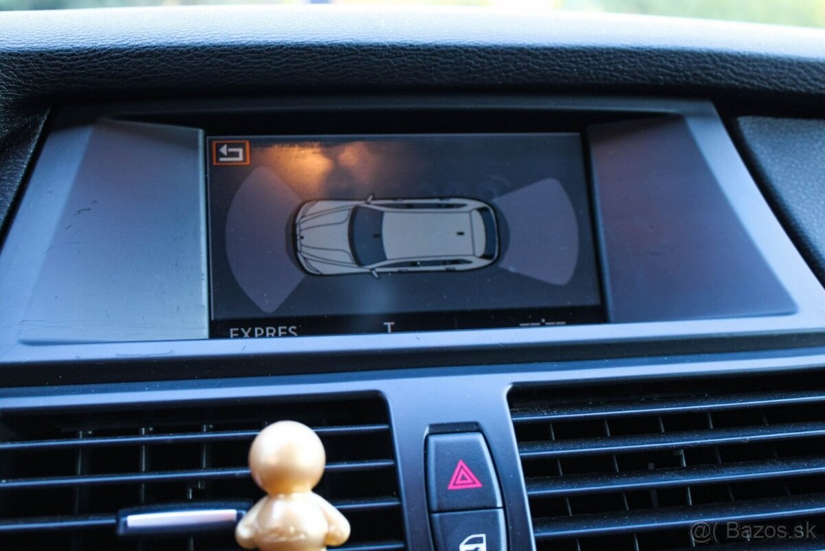 BMW X5 xDrive30d - 14