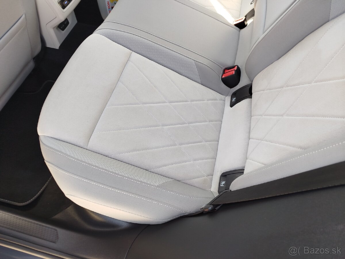 Vw golf 8 2,0 TDI,85 kw,5/2021,5 dver. - 14