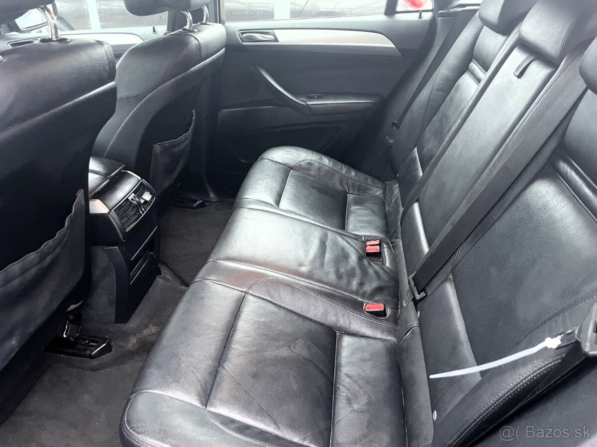 BMW X6 3.0d rok 2012 REZERVOVANÉ - 14