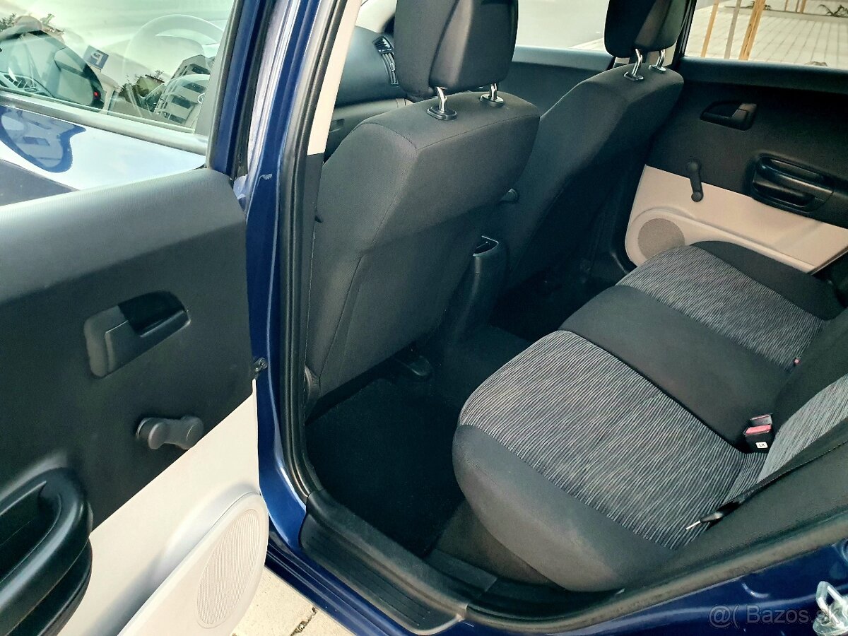 Kia Ceed 1.4 benzin 77kw - 14