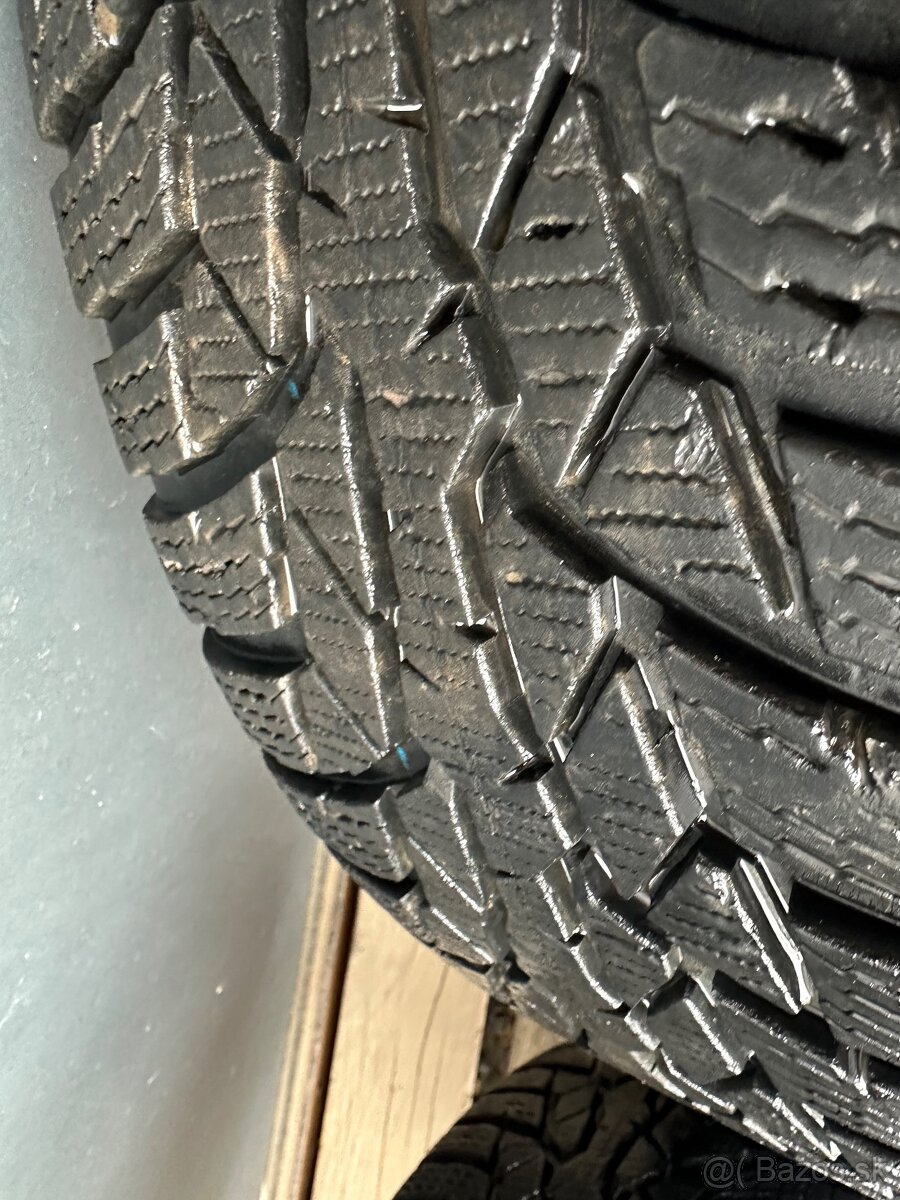 MAZDA R16 215/60 R16 - 14