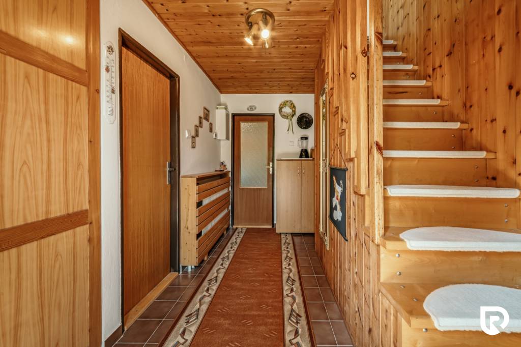 REZERVOVANÉ - RADO | Dom v krásnom prostredí | Bel.Slatiny - 14