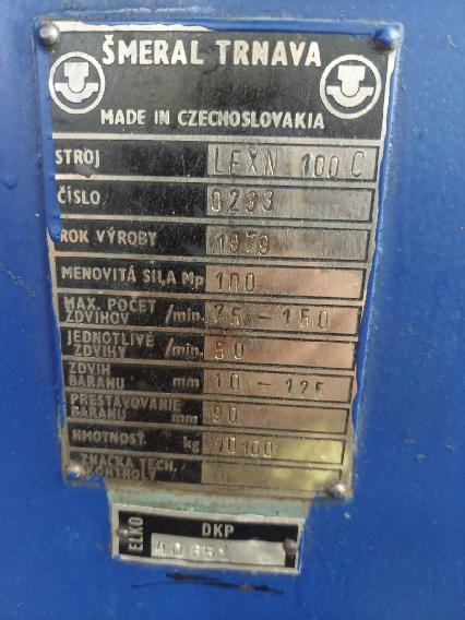 Vystrednikovy lis LEN - 14