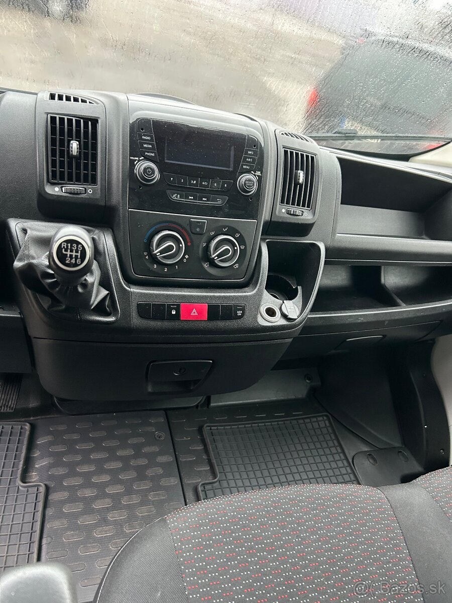Predam peugeot boxer 2.2 tdi r.v.2015 - 14