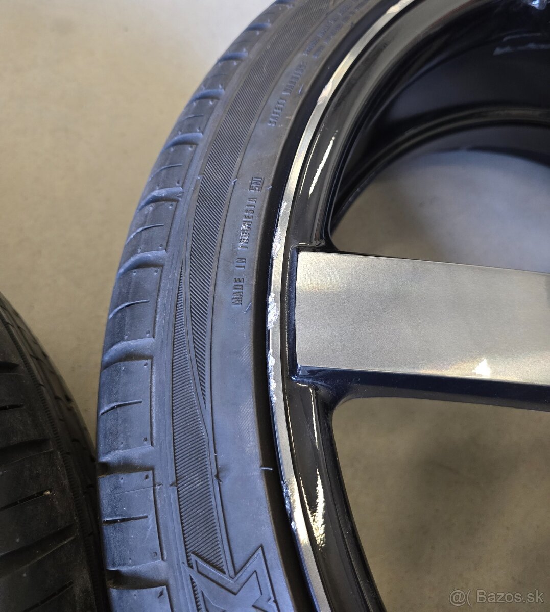 Celoročná sada Vossen 5x112 265/35 R22 - 14