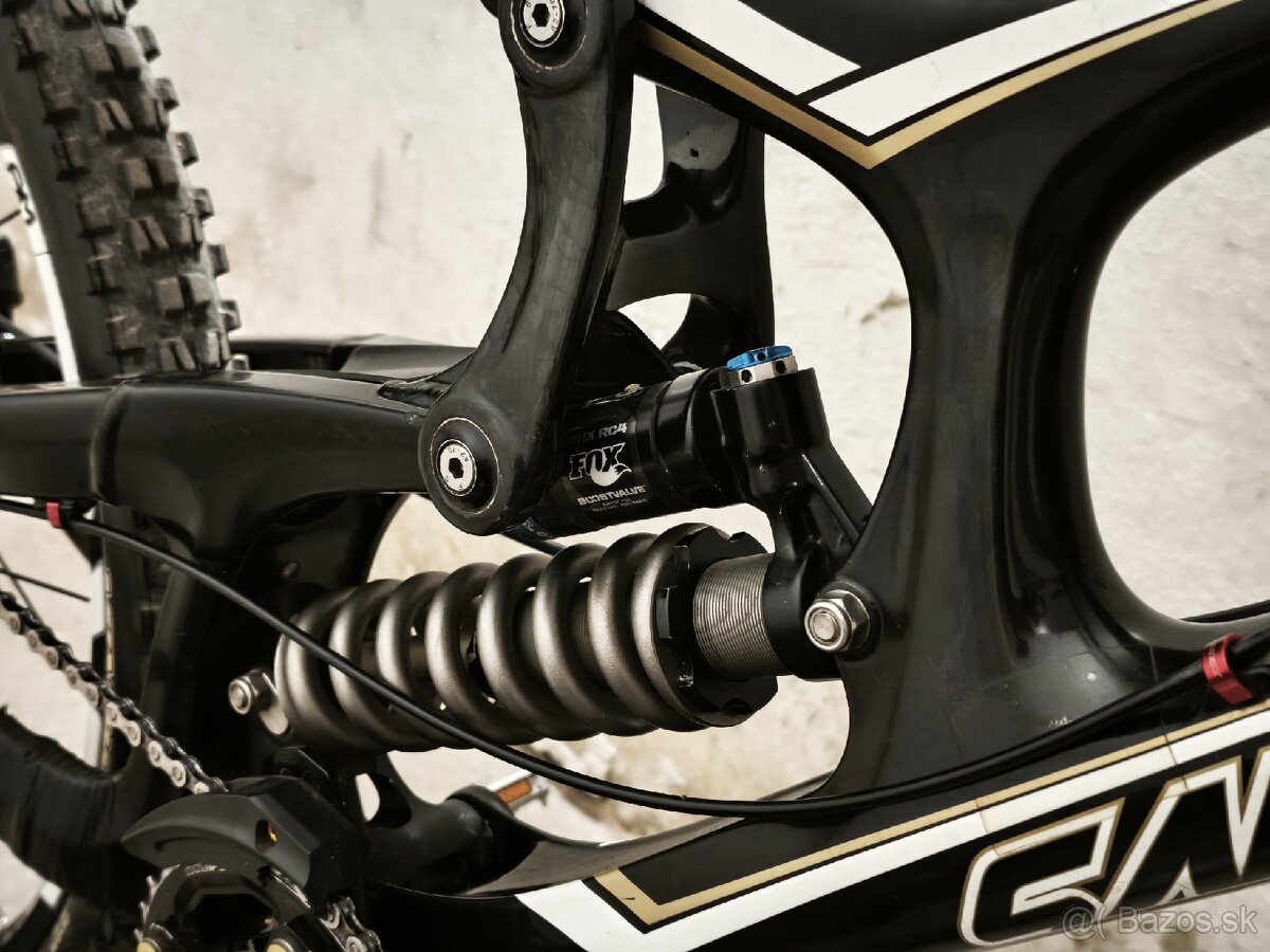 Santa Cruz v10.4 Carbon - 14